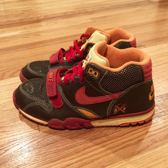 gold digger trainers